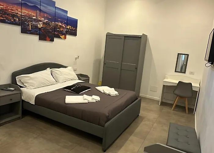 Morra\'S Room